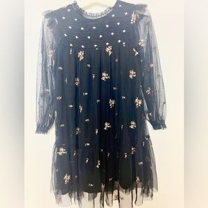 Zara size 8 Black Floral Tulle Girl Dress. Great condition. No visible flaw.